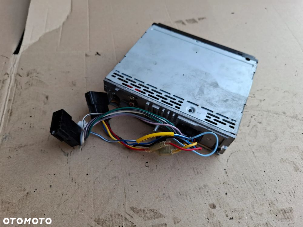 Radio SONY CDX-R3350 - 4