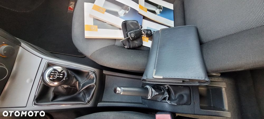 Opel Astra II 1.4 Comfort / Cool - 12