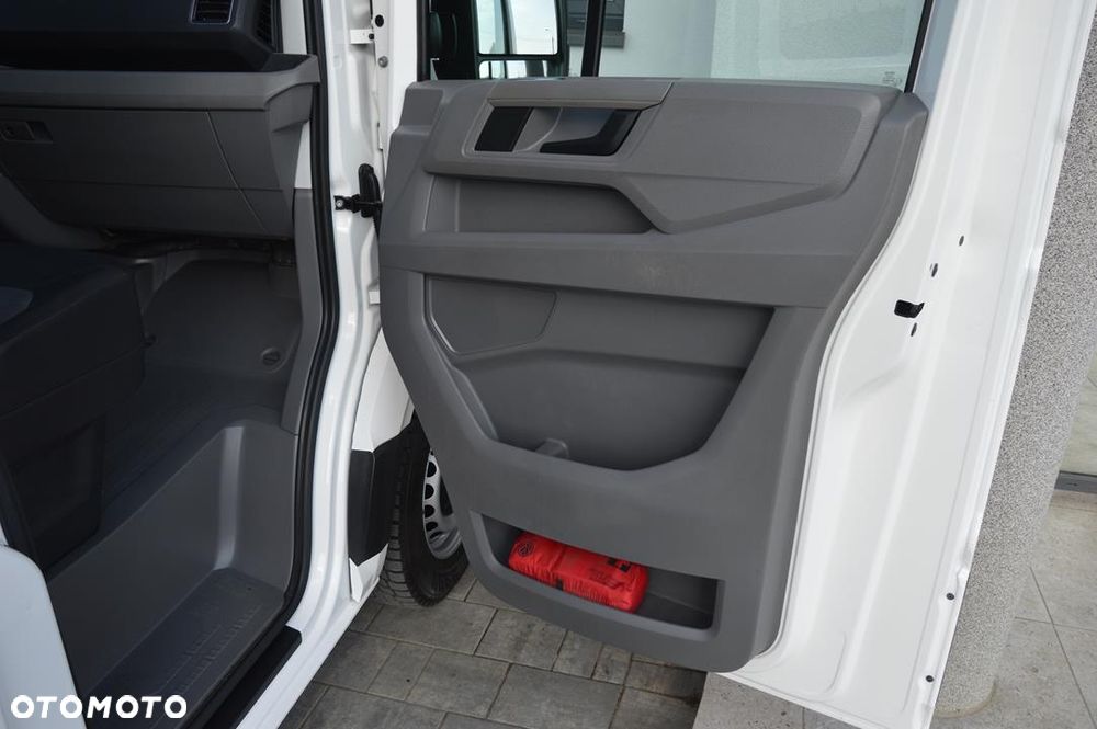 Volkswagen Crafter - 29