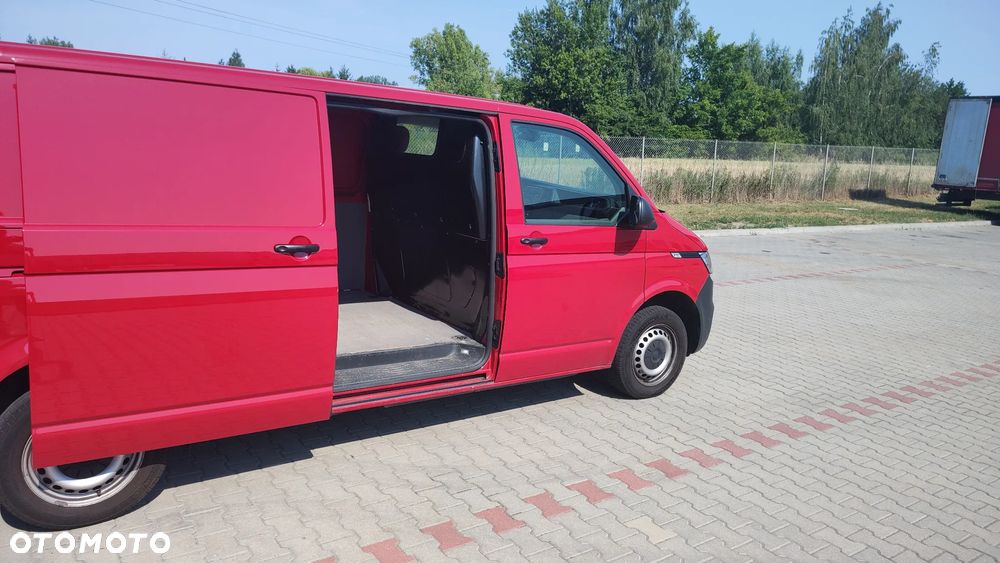 Volkswagen Transporter - 9