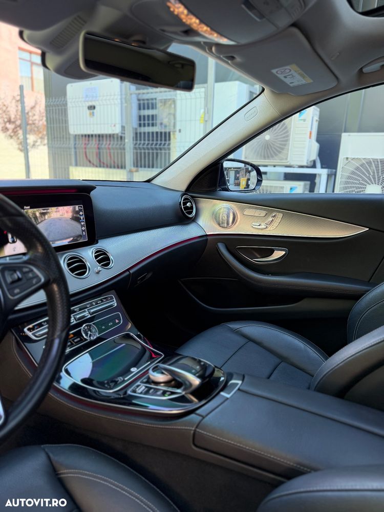 Mercedes-Benz E 220 d Aut. - 12