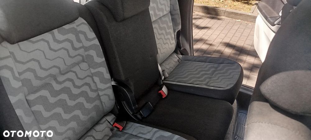Skoda Roomster - 10