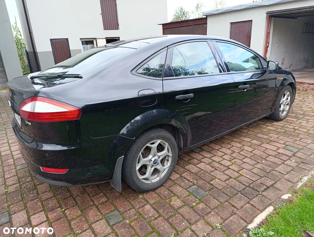 Ford Mondeo 1.8 TDCi Ghia - 8