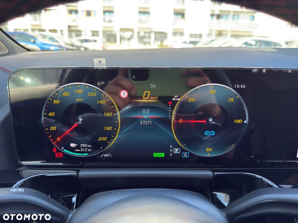 Mercedes-Benz EQA 250 66.5kWh AMG Line - 28