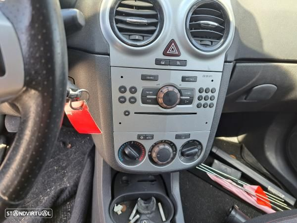 Para Peças Opel Corsa D Van (S07) - 8