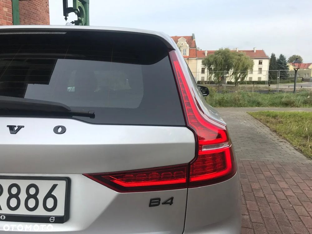 Volvo V60 ver-b4-d-momentum - 17