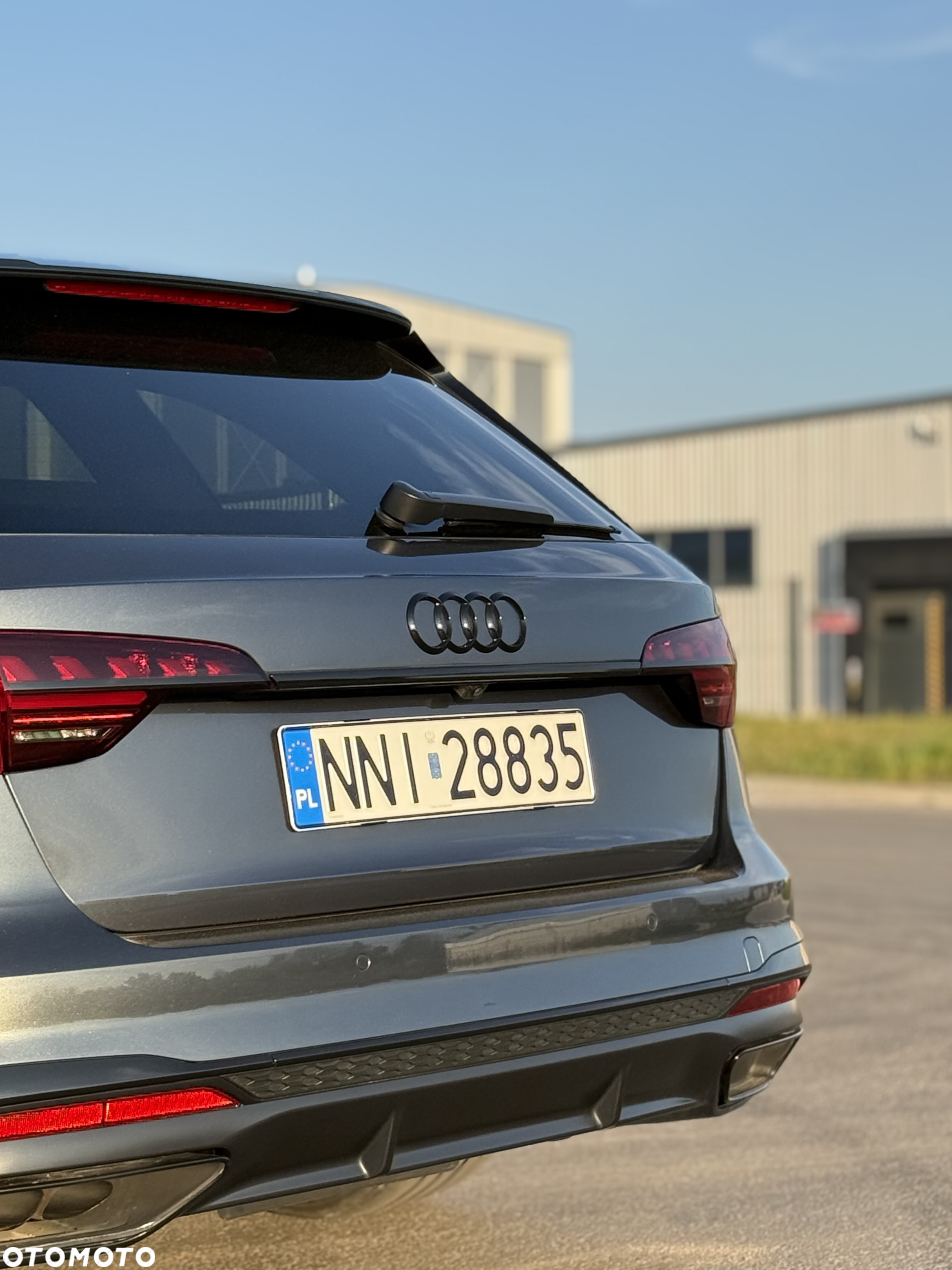 Audi A4 Avant 40 TDI S tronic - 5