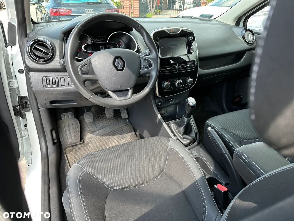 Renault Clio - 7