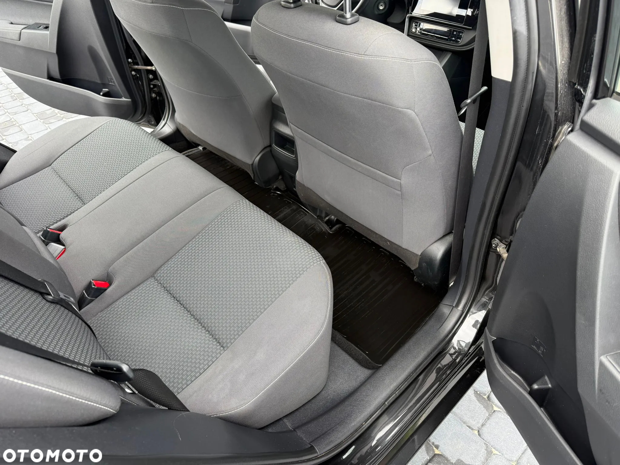 Toyota Corolla 1.6 Comfort - 8