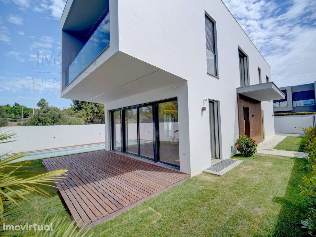 Moradia Isolada Nova com Piscina no Cobre - Grande imagem: 2/39