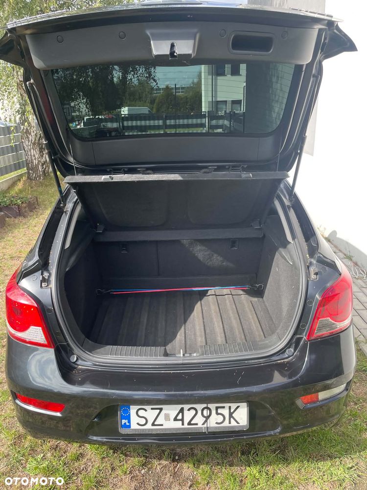 Chevrolet Cruze 1.8 LT - 8