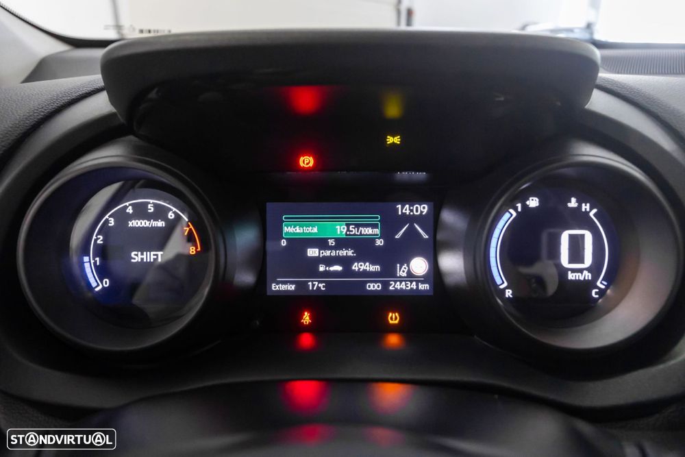 Toyota Yaris 1.5 VVT-i Luxury - 18