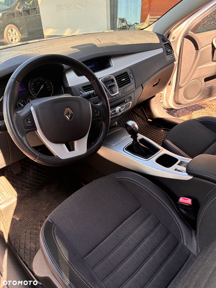 Renault Laguna - 6
