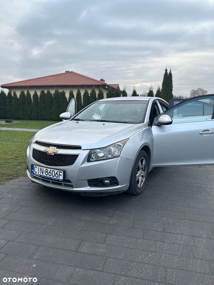 Chevrolet Cruze 1.8 LT - 9