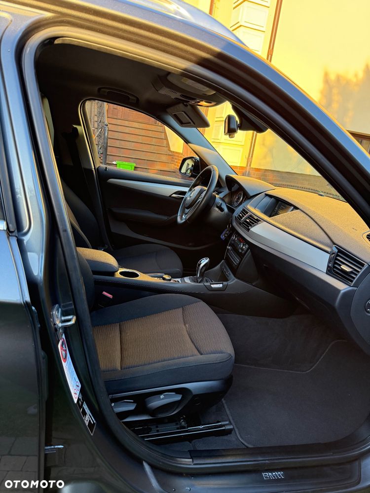 BMW X1 sDrive20d Sport Line - 29