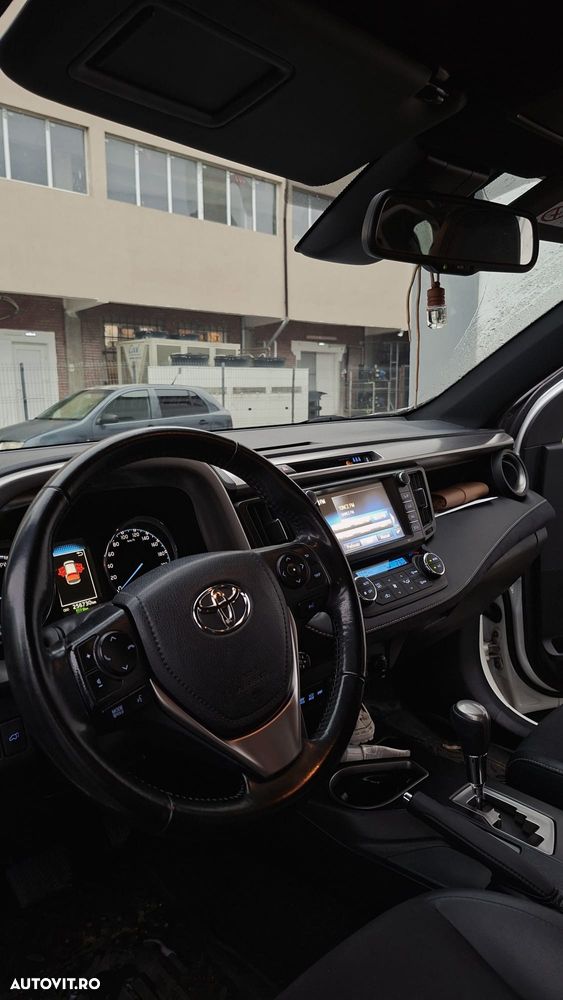 Toyota RAV4 2.5 4x4 Hybrid Edition S+ - 9