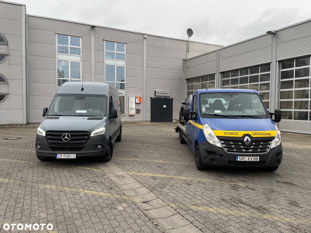 Mercedes-Benz Sprinter - 24