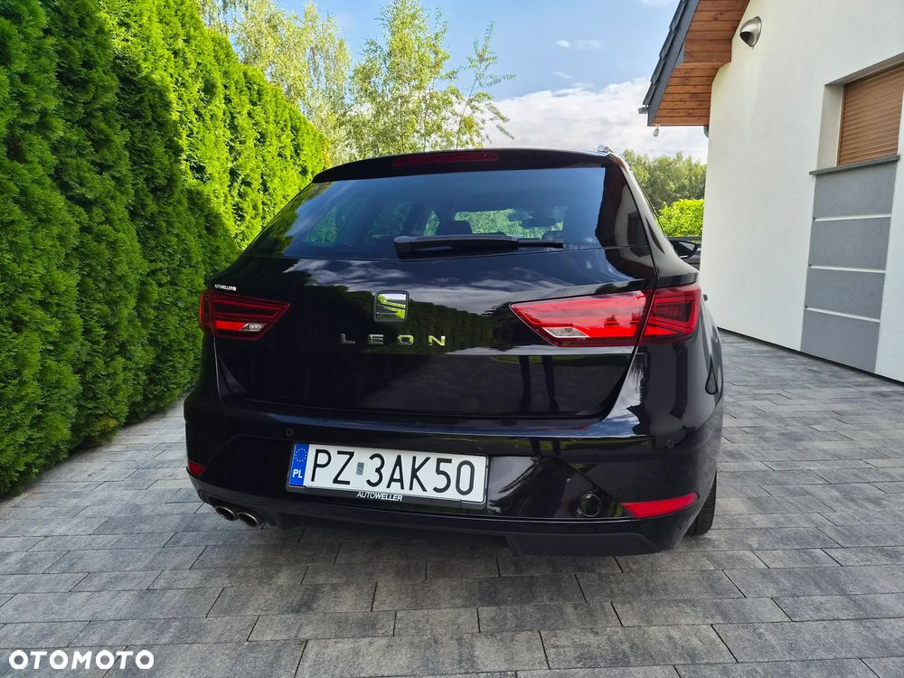 Seat Leon 1.8 TSI Start&Stop DSG XCELLENCE - 4