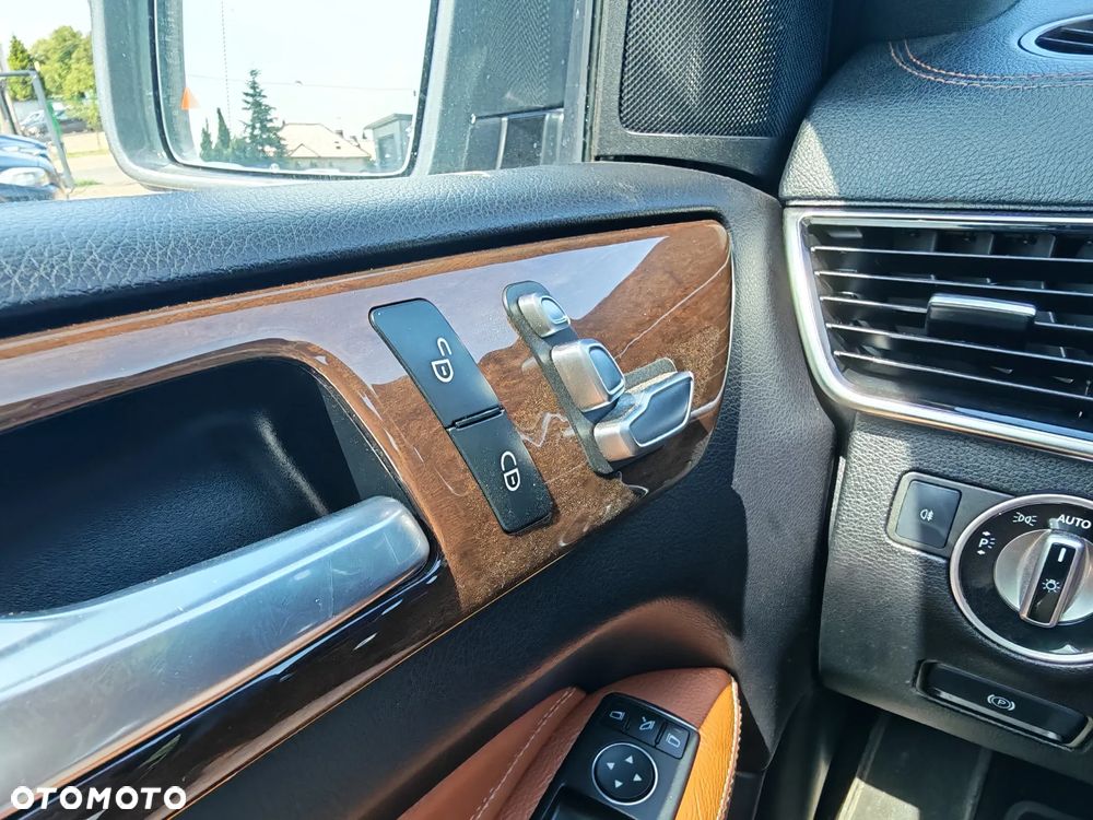 Mercedes-Benz GLS - 21