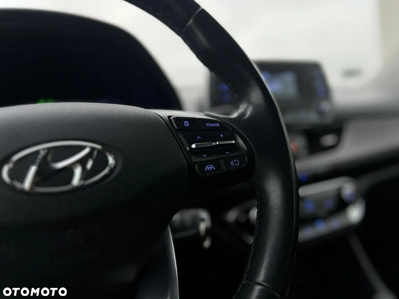 Hyundai i30 1.6 D Comfort - 12