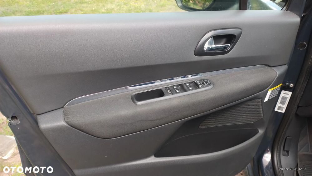Peugeot 3008 1.6 HDi Premium - 8