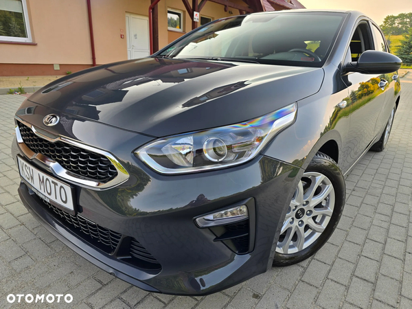 Kia Ceed 1.4 CVVT Fifa World Cup Edition