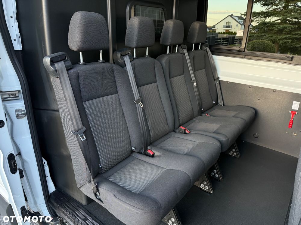 Ford Transit - 22