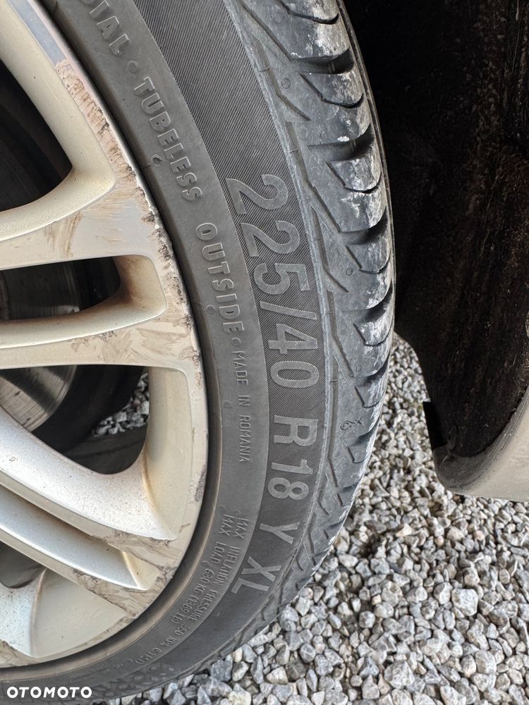 Skoda Superb 2.0 TDI PD Elegance - 23