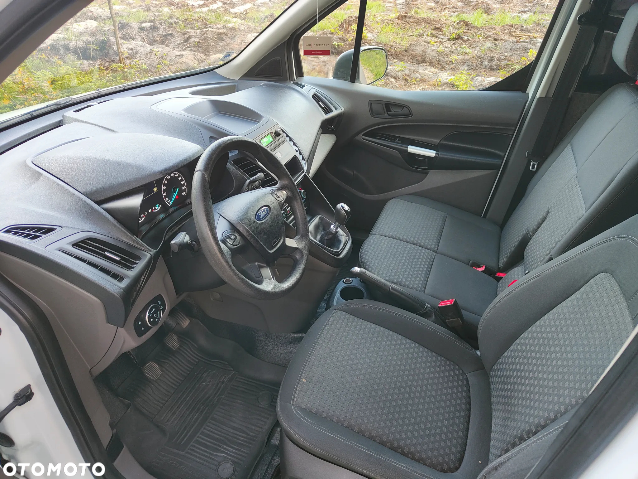 Ford Transit - 13