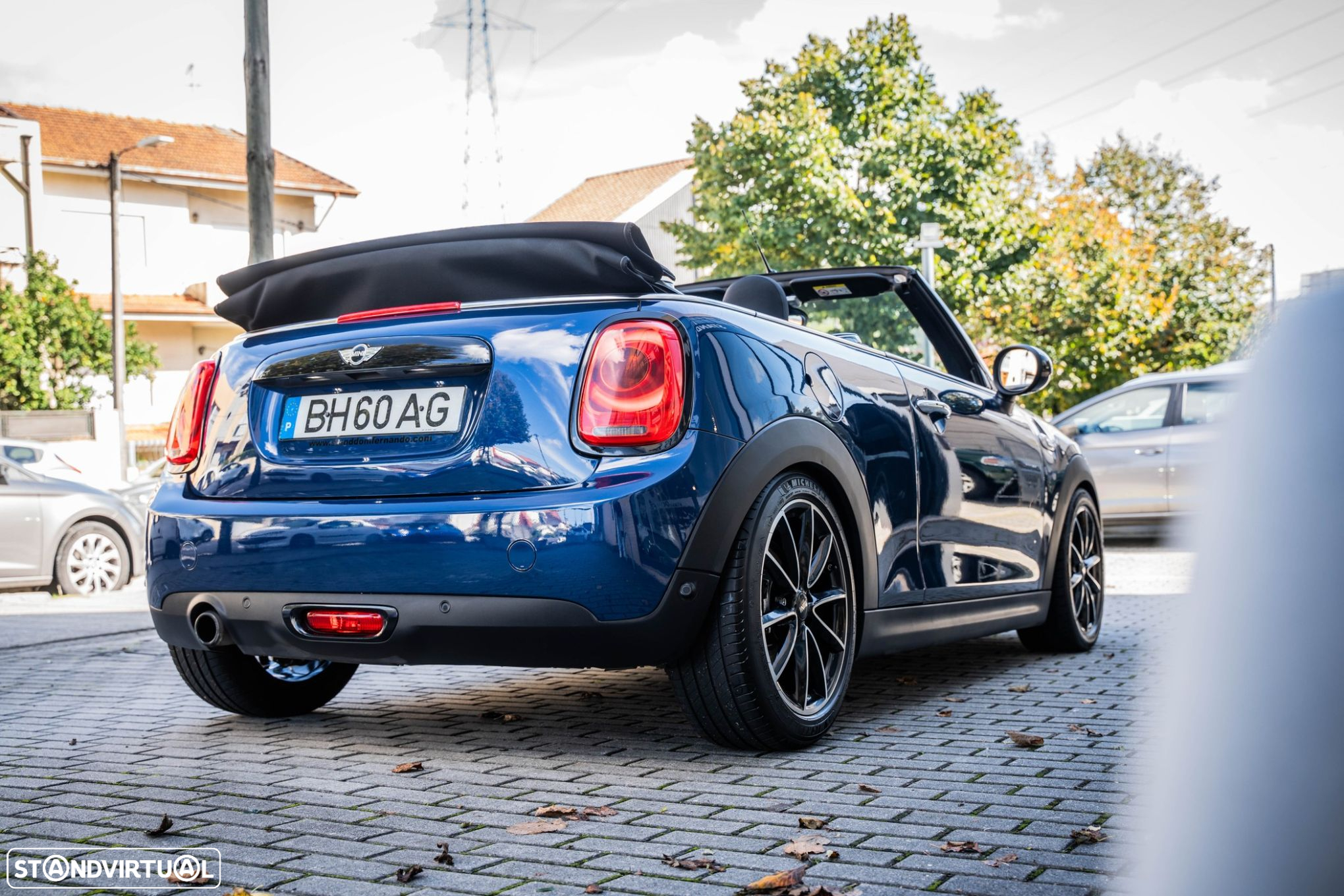 MINI Cabrio Cooper Sidewalk Special Edition - 13
