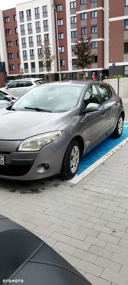 Renault Megane 1.6 16V Dynamique - 3