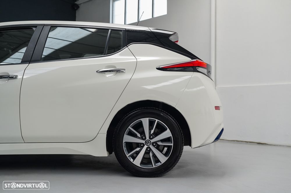 Nissan Leaf N-Connecta - 24