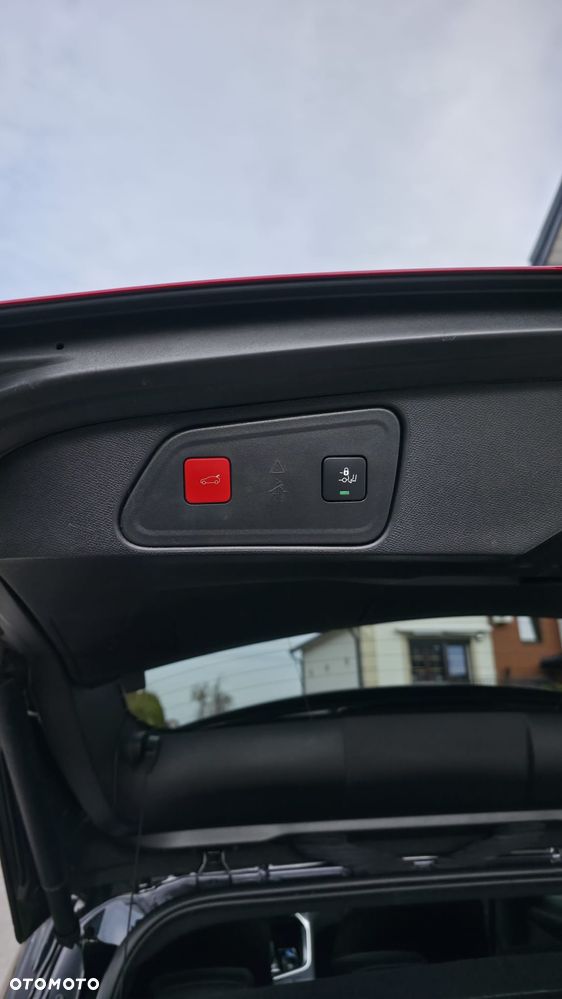 Peugeot 3008 1.5 BlueHDi GT S&S EAT8 - 27