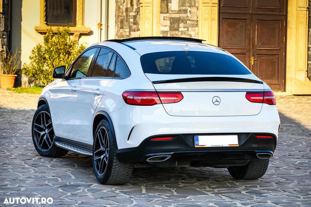 Mercedes-Benz GLE 350 d 4MATIC 9G-TRONIC AMG Line - 2