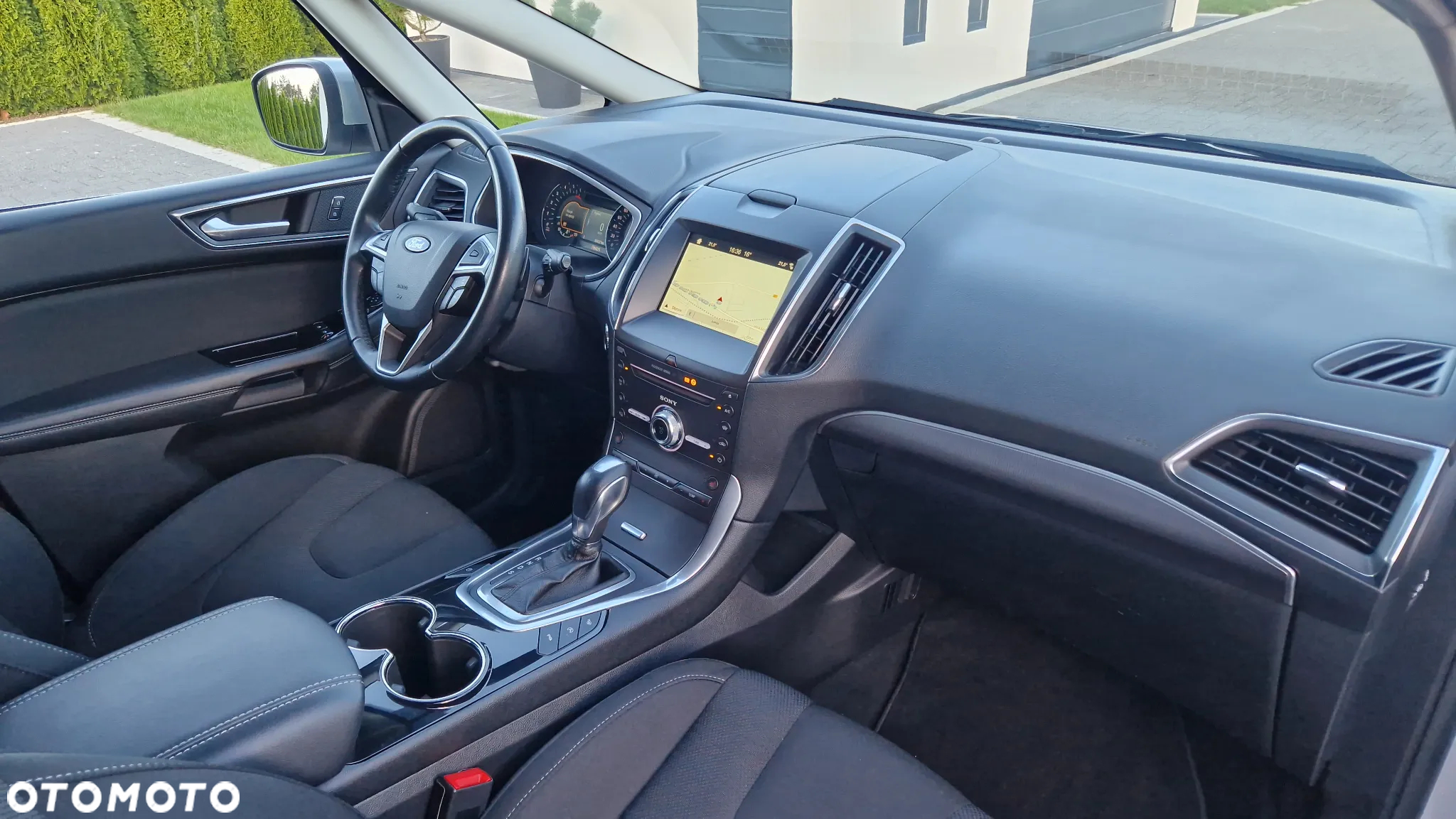 Ford S-Max 2.0 TDCi Titanium PowerShift - 22