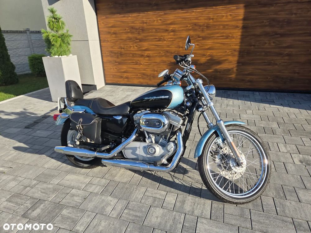 Harley-Davidson Sportster Custom 883C - 1