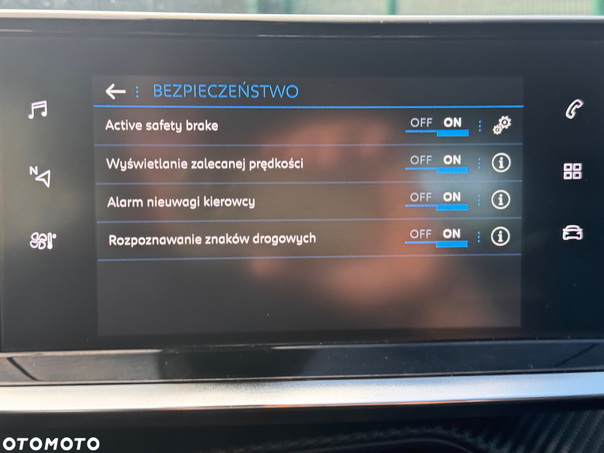 Peugeot 2008 1.5 BlueHDi Active Pack S&S - 15