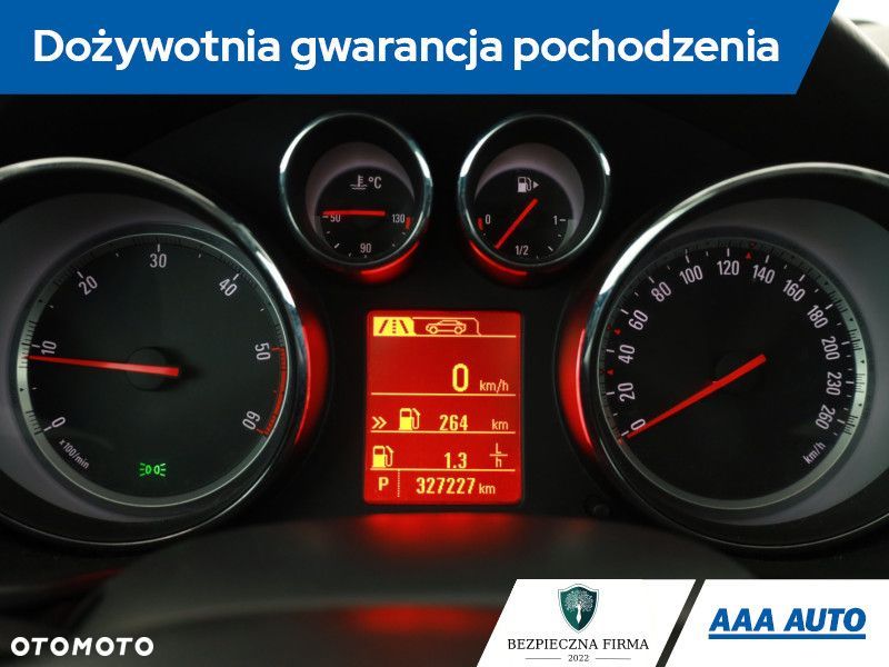 Opel Insignia - 10