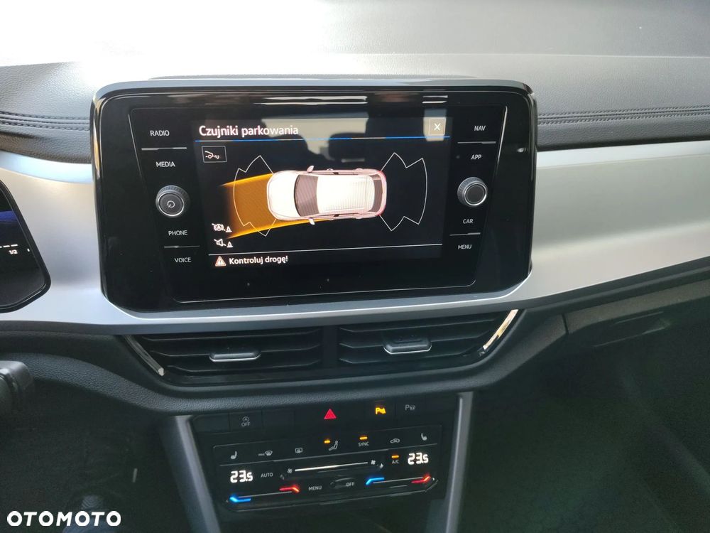 Volkswagen T-Roc 1.5 TSI Life DSG - 23