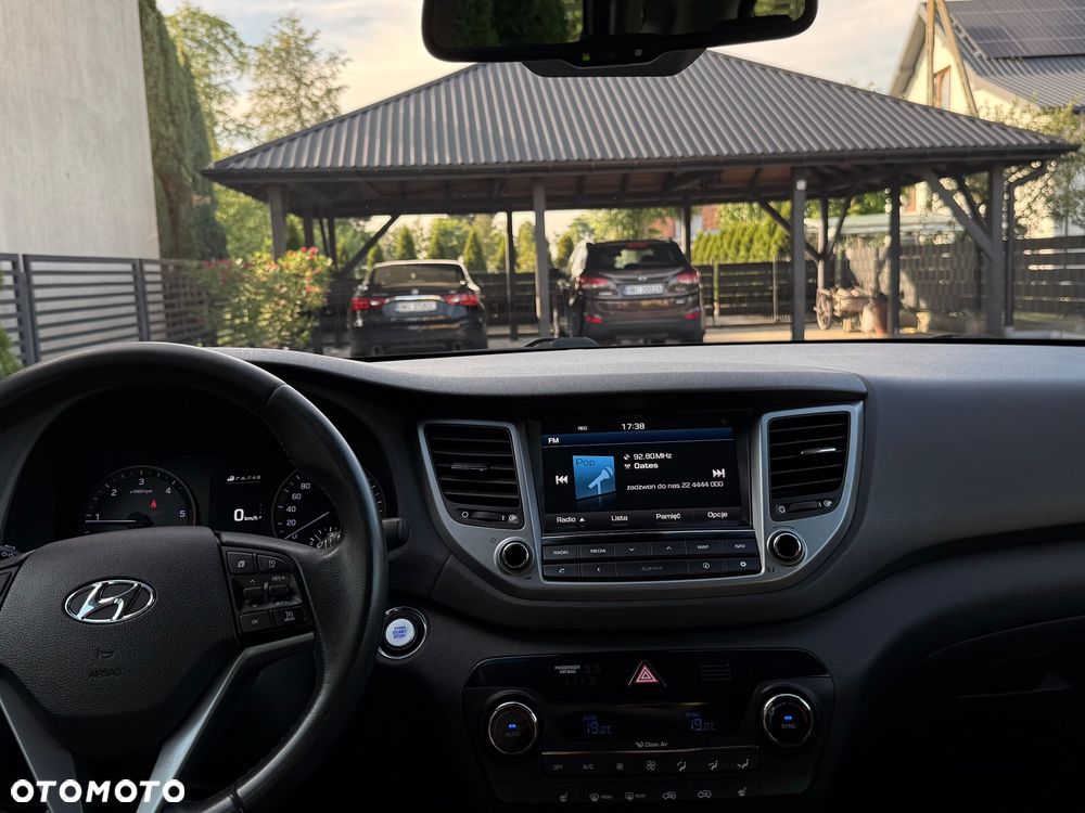 Hyundai Tucson blue 1.7 CRDi 2WD Style - 11