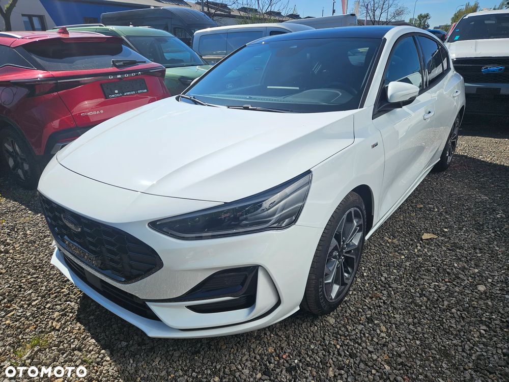 Ford Focus 1.0 EcoBoost mHEV ST-Line X - 2