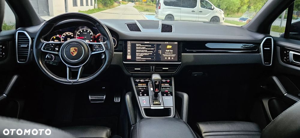 Porsche Cayenne S - 26