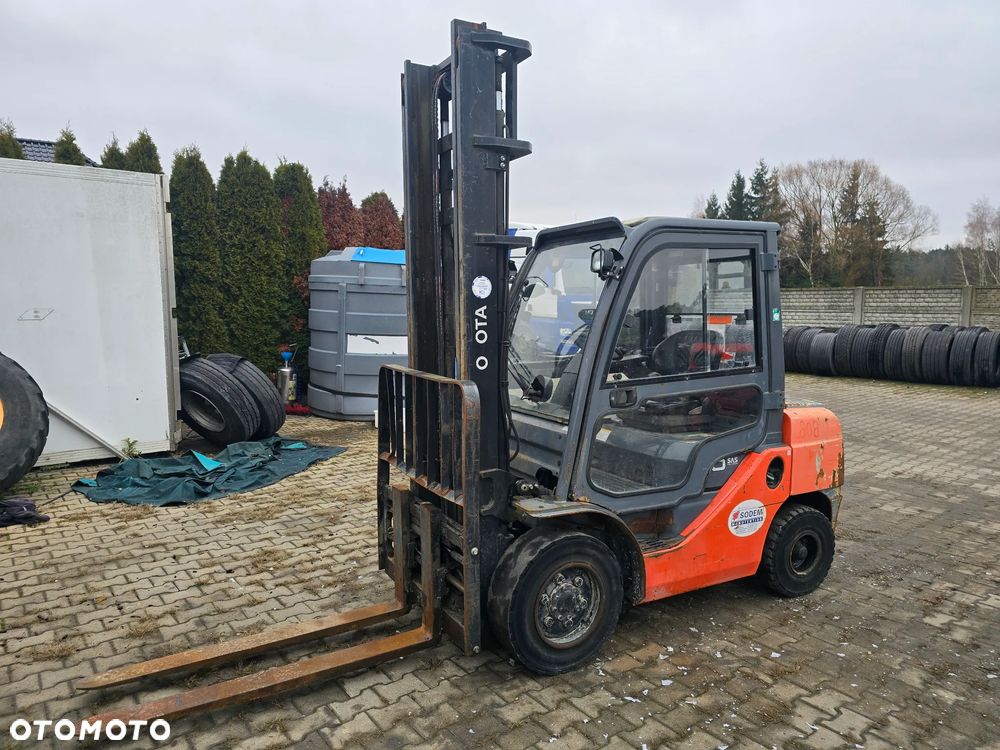 Toyota 02 8FDF30 - 1