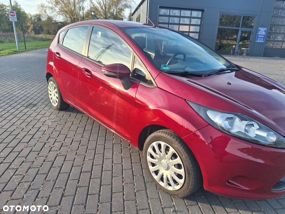 Ford Fiesta - 2