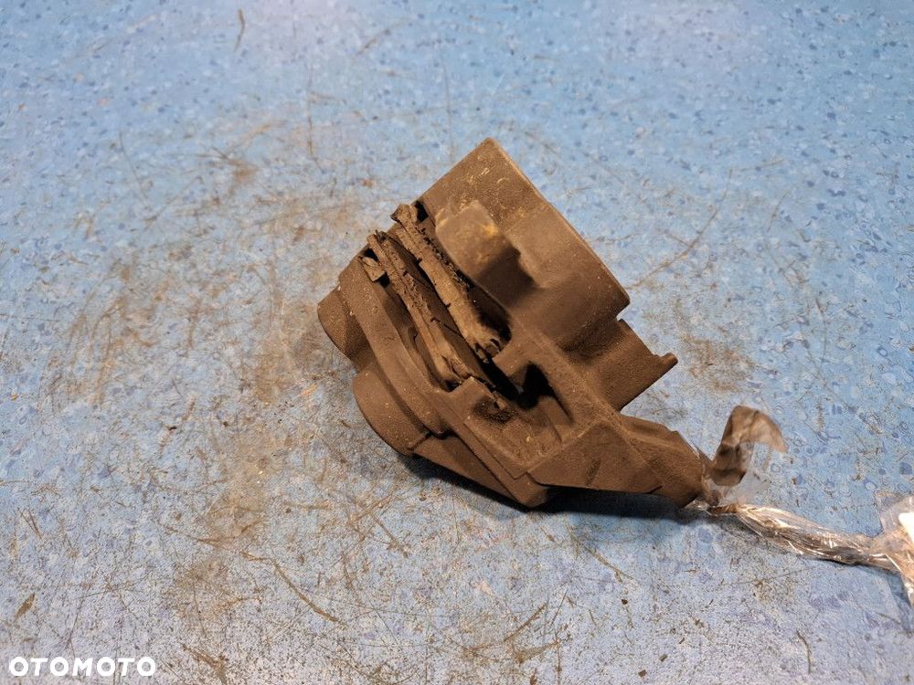 YAMAHA FAZER FZS 1000  ZACISK HAMULCOWY PRZÓD PRAWY - 5