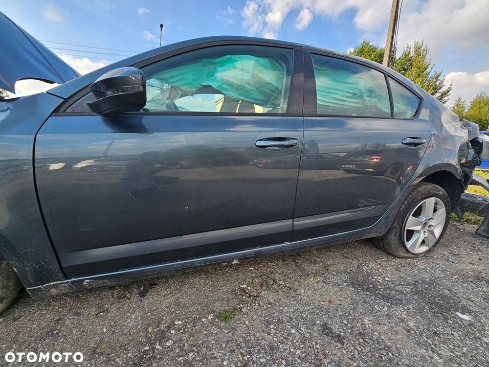 DRZWI LEWY PRZÓD LEWY PRAWY TYŁ SKODA OCTAVIA III 3 EU 16 LF7Y -F6F6 - 2