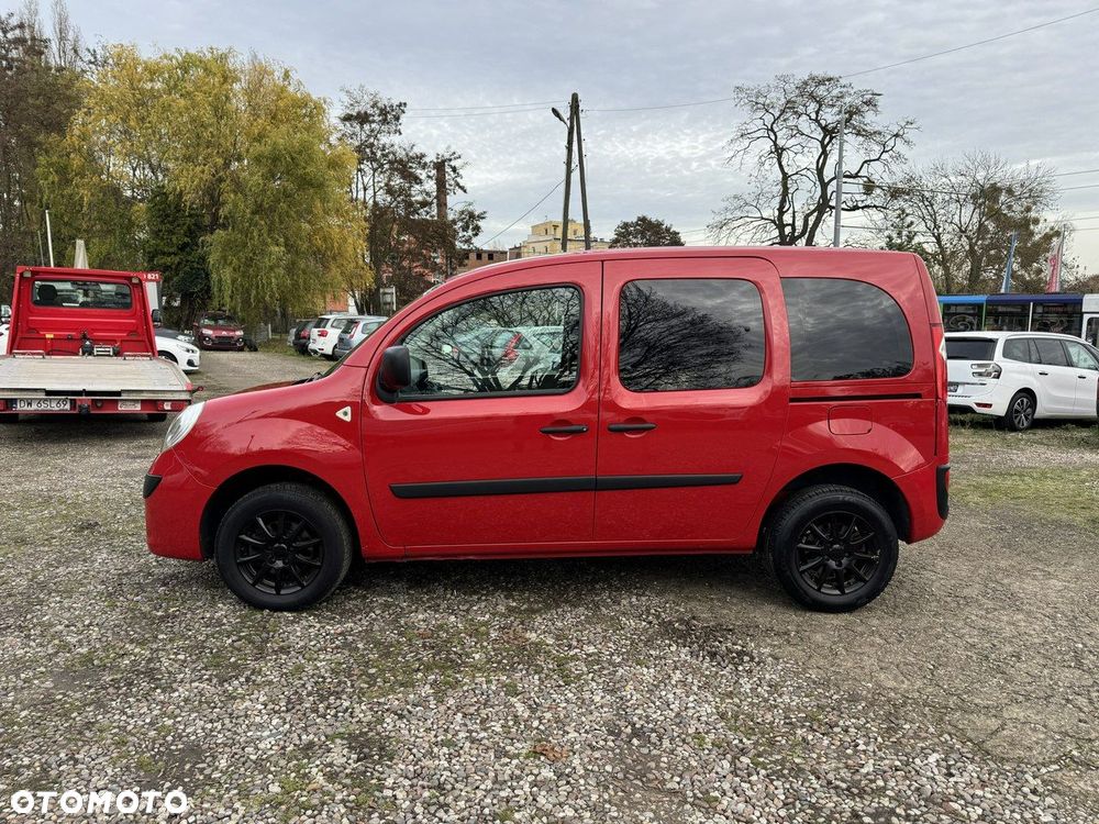 Renault Kangoo 1.6 8V 90 Happy Family - 33