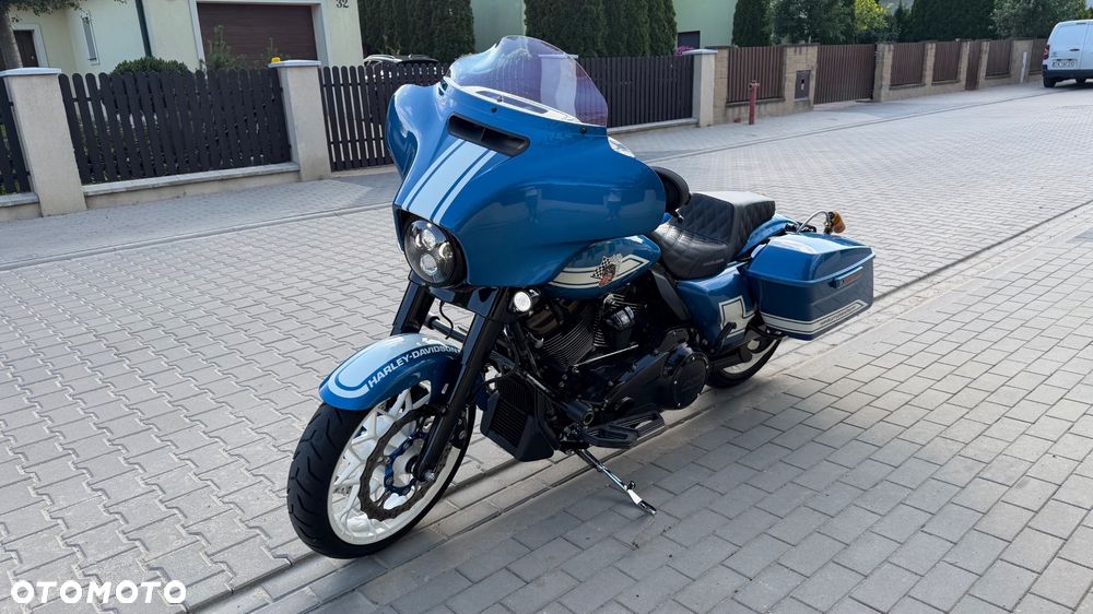 Harley-Davidson Touring Street Glide - 6
