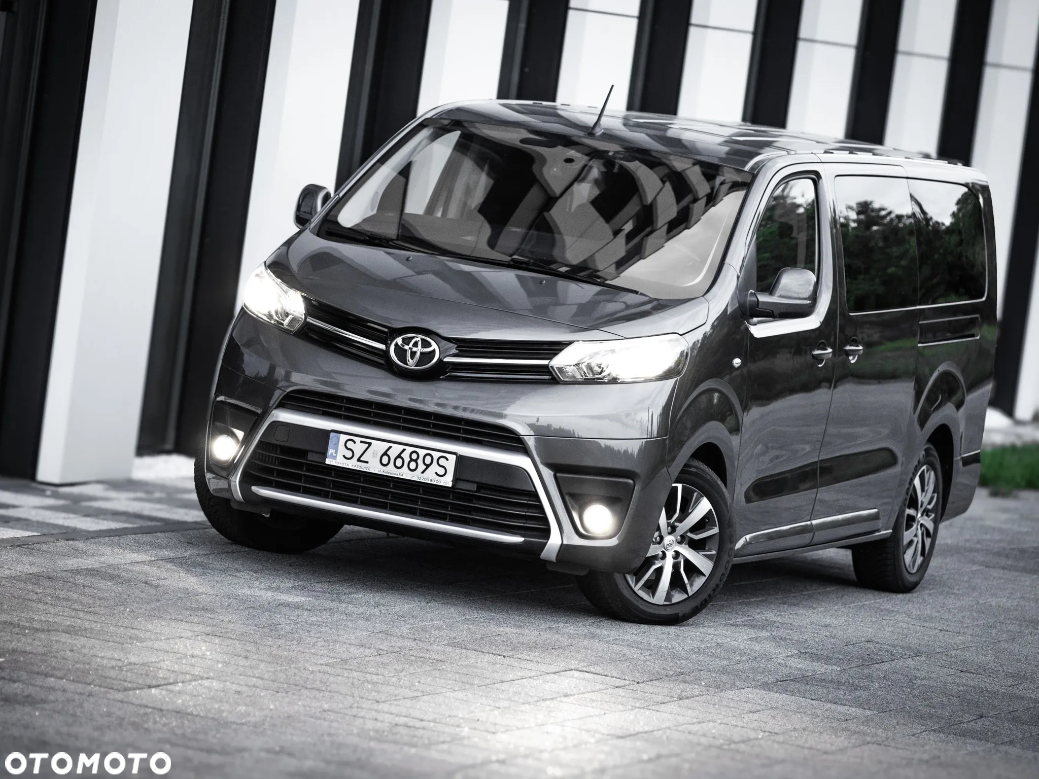 Toyota Proace Verso 2.0 D4-D Long Family - 3