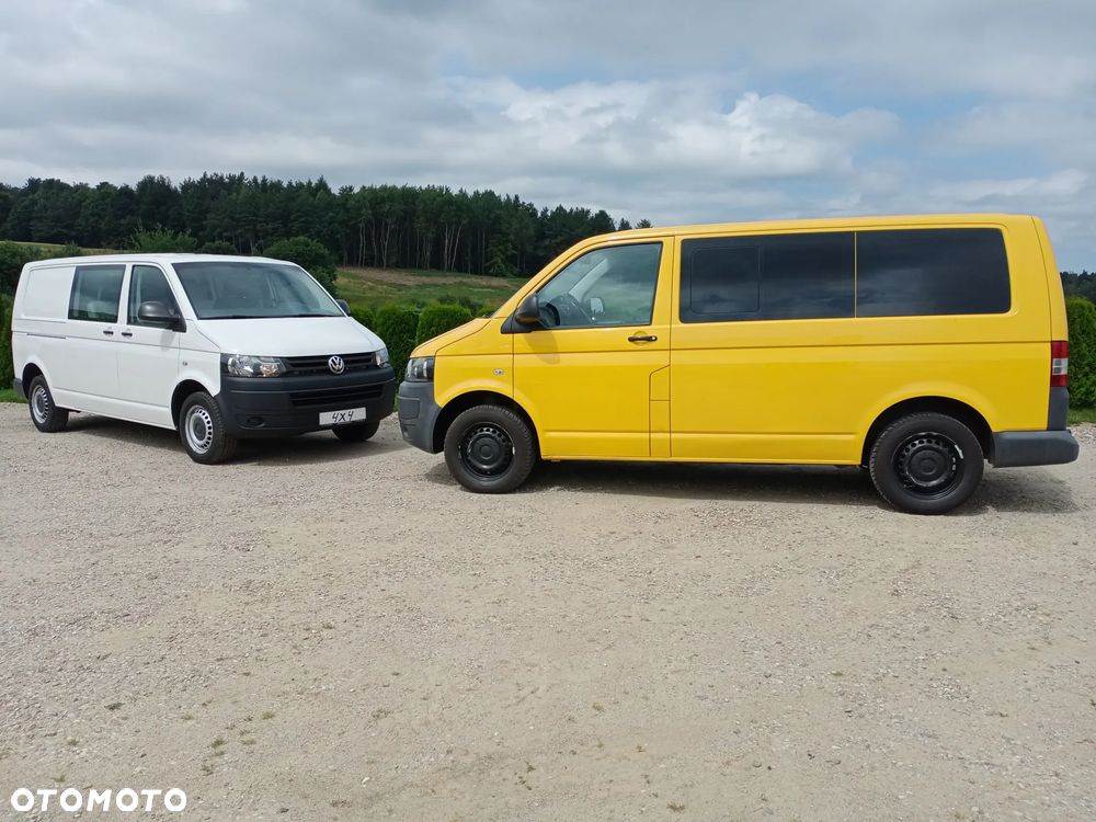 Volkswagen T5 LIFT 9 osobowy 2013r. 2.0 140 KM 6 bieg. serwis do końca doinwestowany klima  tempomat  vebasto isofix - 19